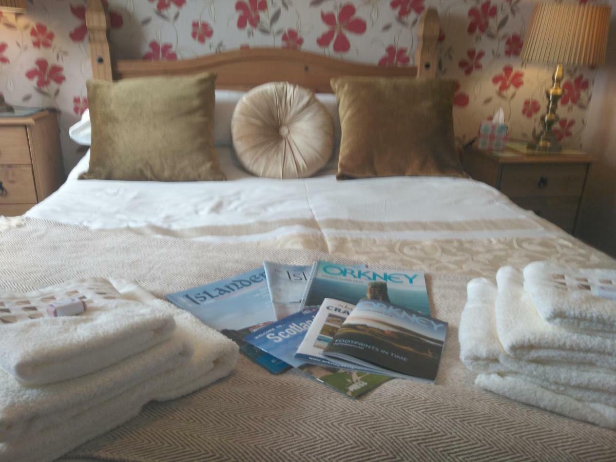 Ayre Of Cara Bed & Breakfast Pierowall Eksteriør billede